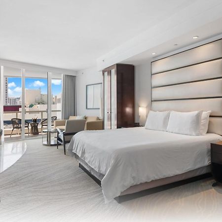 Fontainebleau Resort Balcony W Ocean And City View Маями Бийч Екстериор снимка